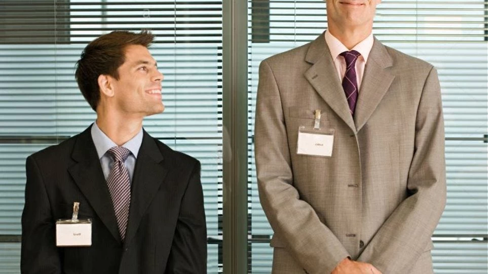 Οι ψηλοί άνθρωποι κινδυνεύουν περισσότερο από καρκίνο, υποστηρίζει μια νέα μελέτη